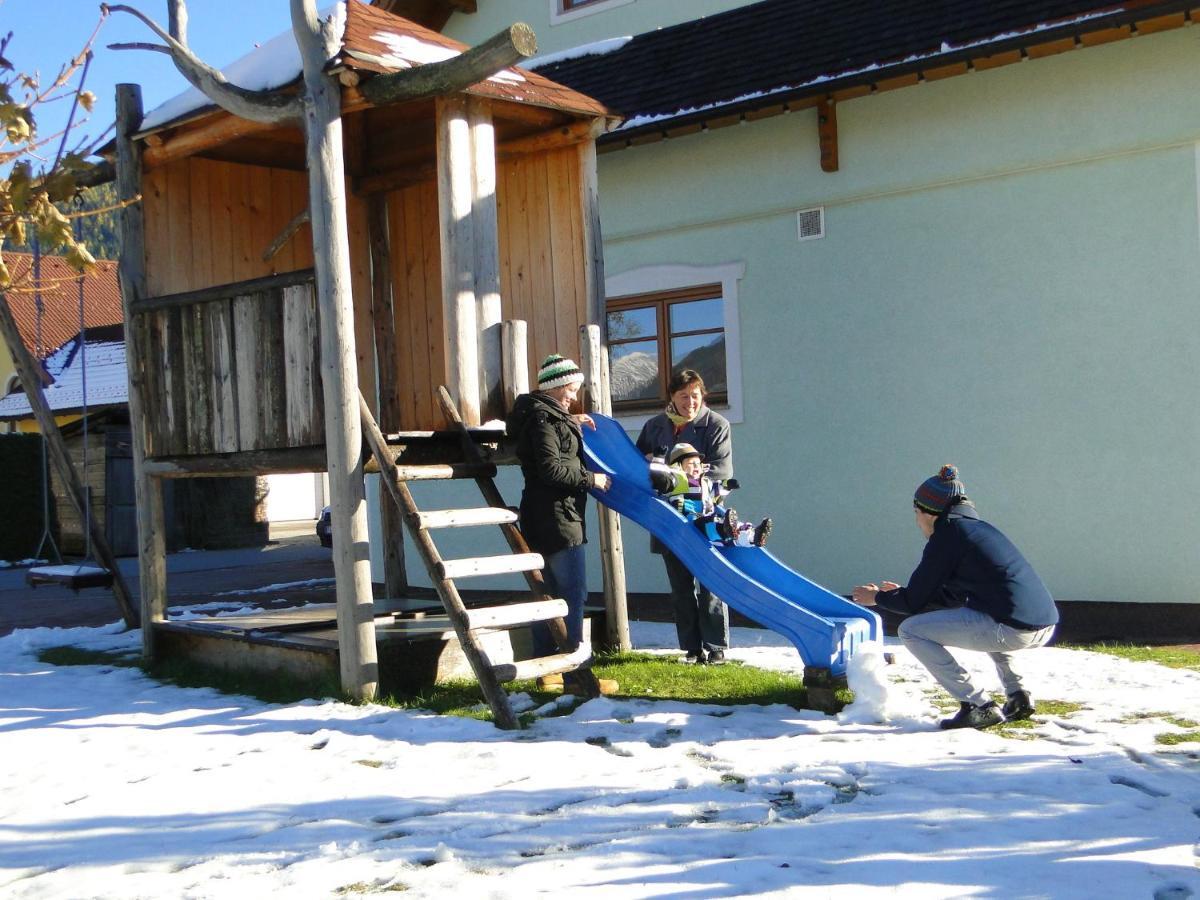 Апартаменты Haus Edelweiss Санкт-Маргаретен-им-Лунгау Экстерьер фото